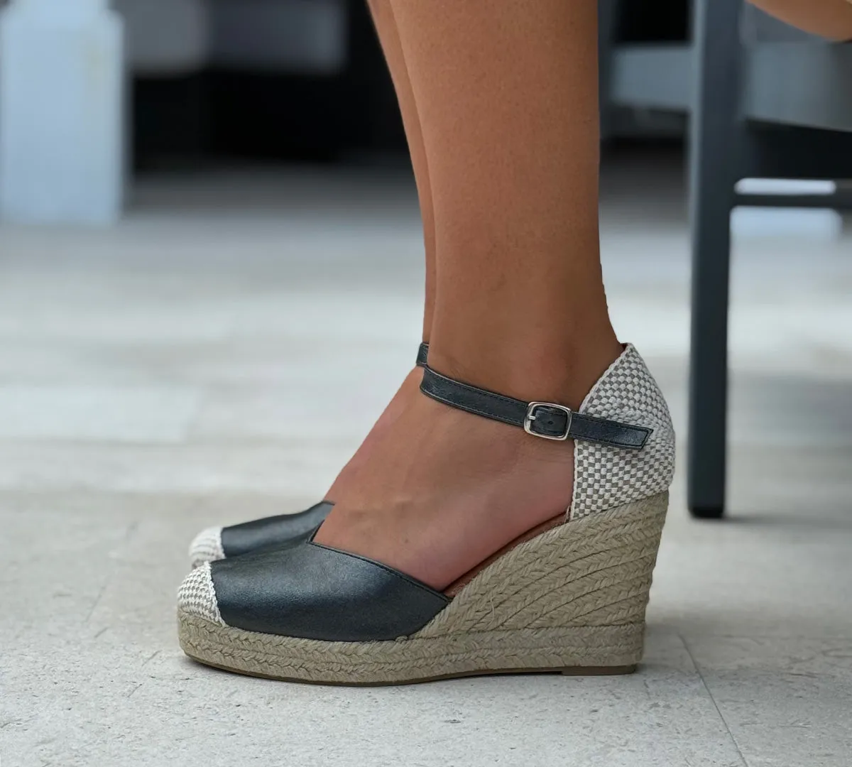 Jimena Metallic Black High Wedge Strap