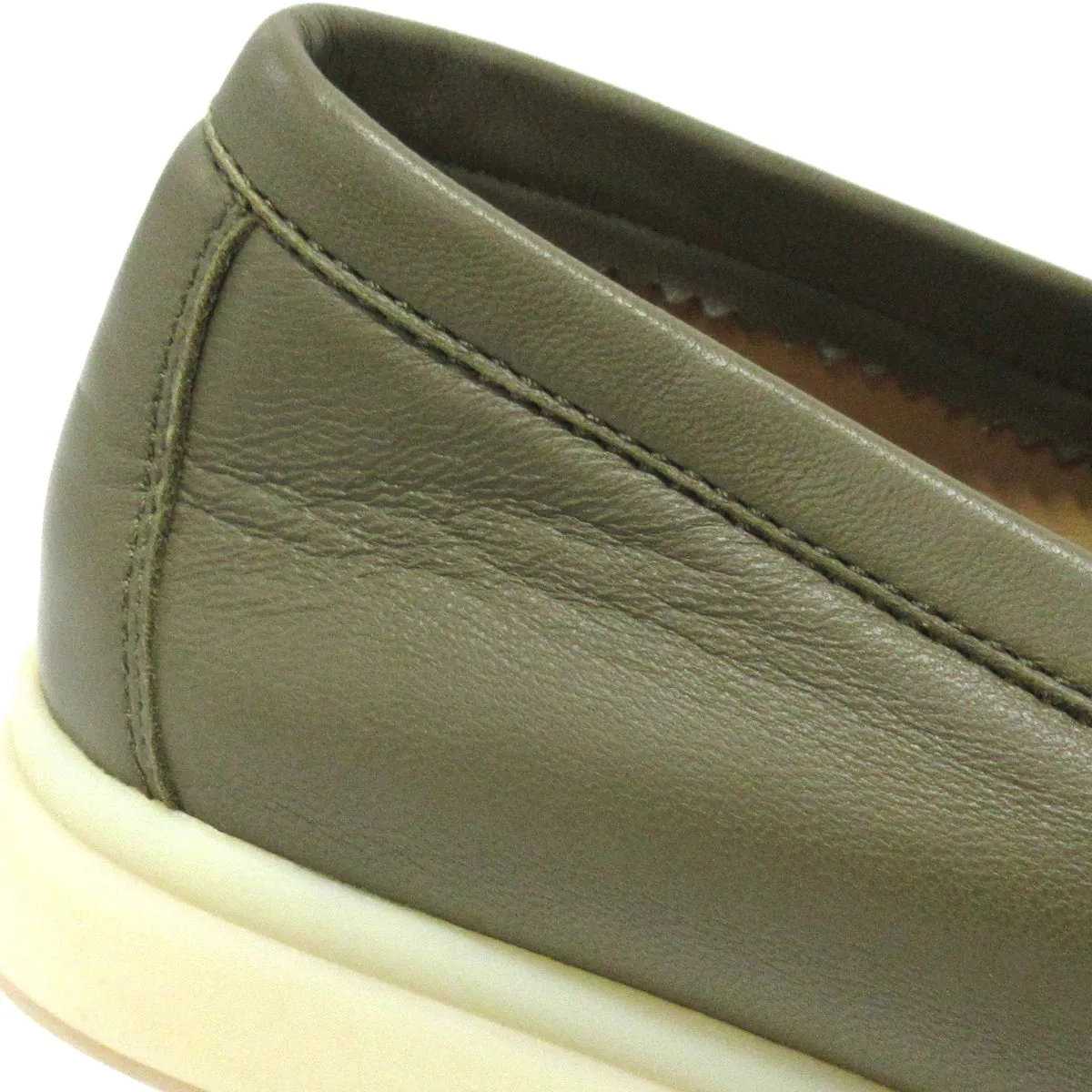 Loro Piana Summer Charms Walks, 36.5
