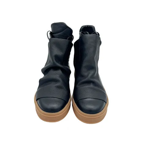 Urban Rhapsodie black leather men sneakers